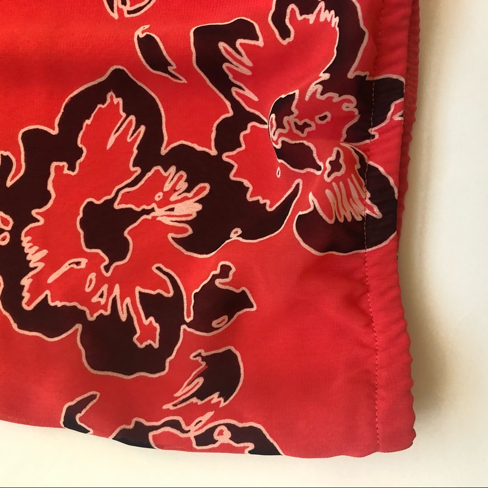 Express Hawaiian Print Floral Top - Picture 2 of 5